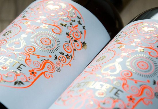 Branding vinícola: cómo la etiqueta construye percepción de marca